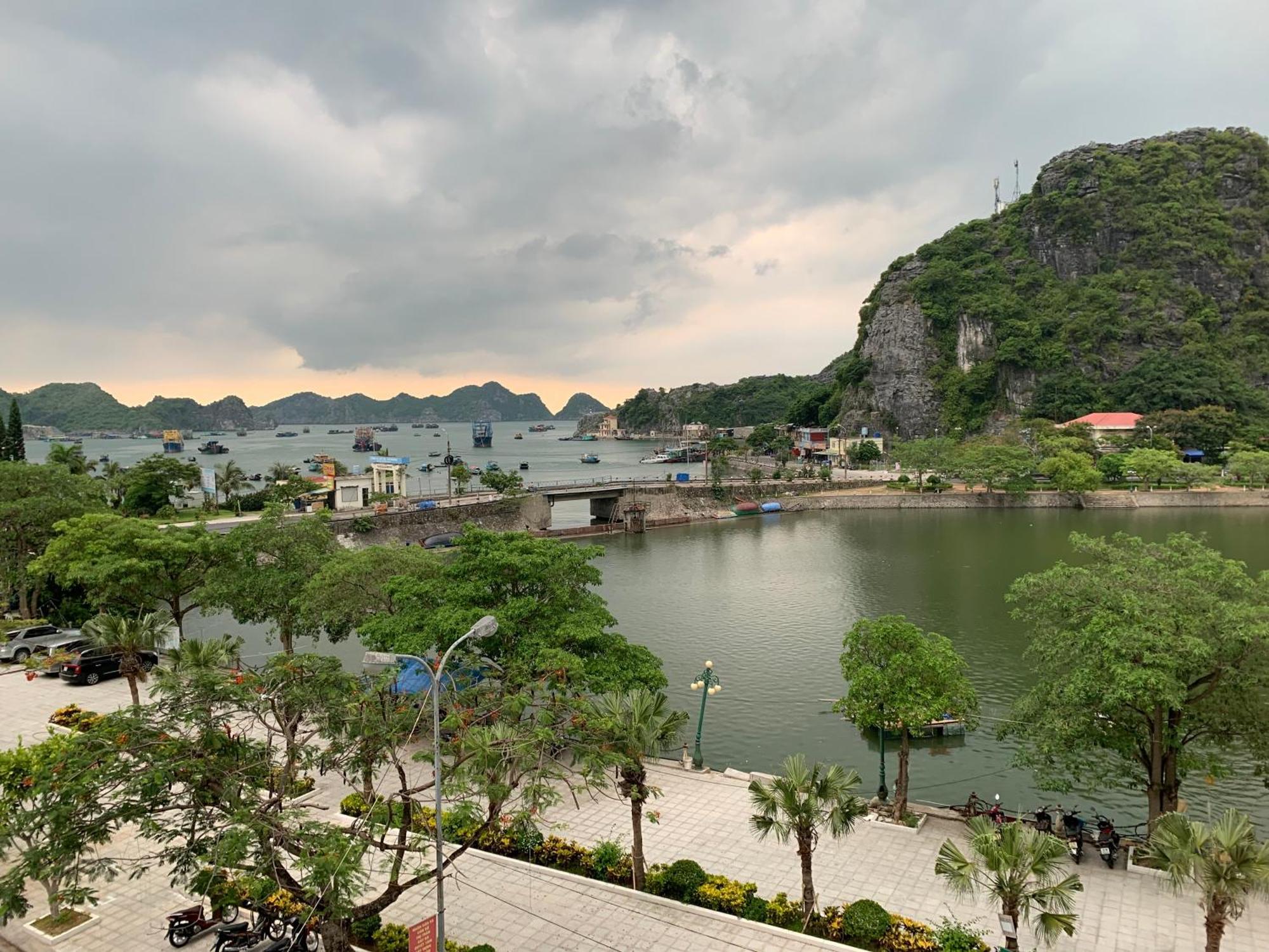 Cat Ba Rosalia Hotel Dong Khe Sau Eksteriør bilde