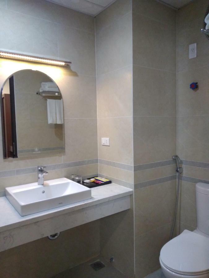 Cat Ba Rosalia Hotel Dong Khe Sau Eksteriør bilde